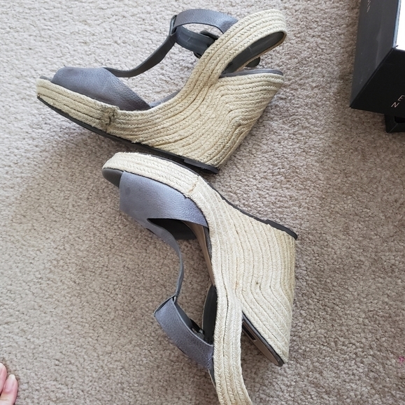 Steven by Steve Madden Waren T Strap Espadrille Plaform Wedges Size 10 - Picture 4 of 4